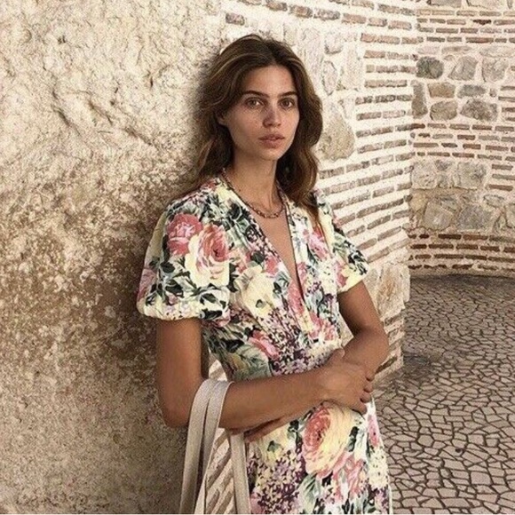 Faithful The Brand Floral Maxi Dress - Picture 2 of 11